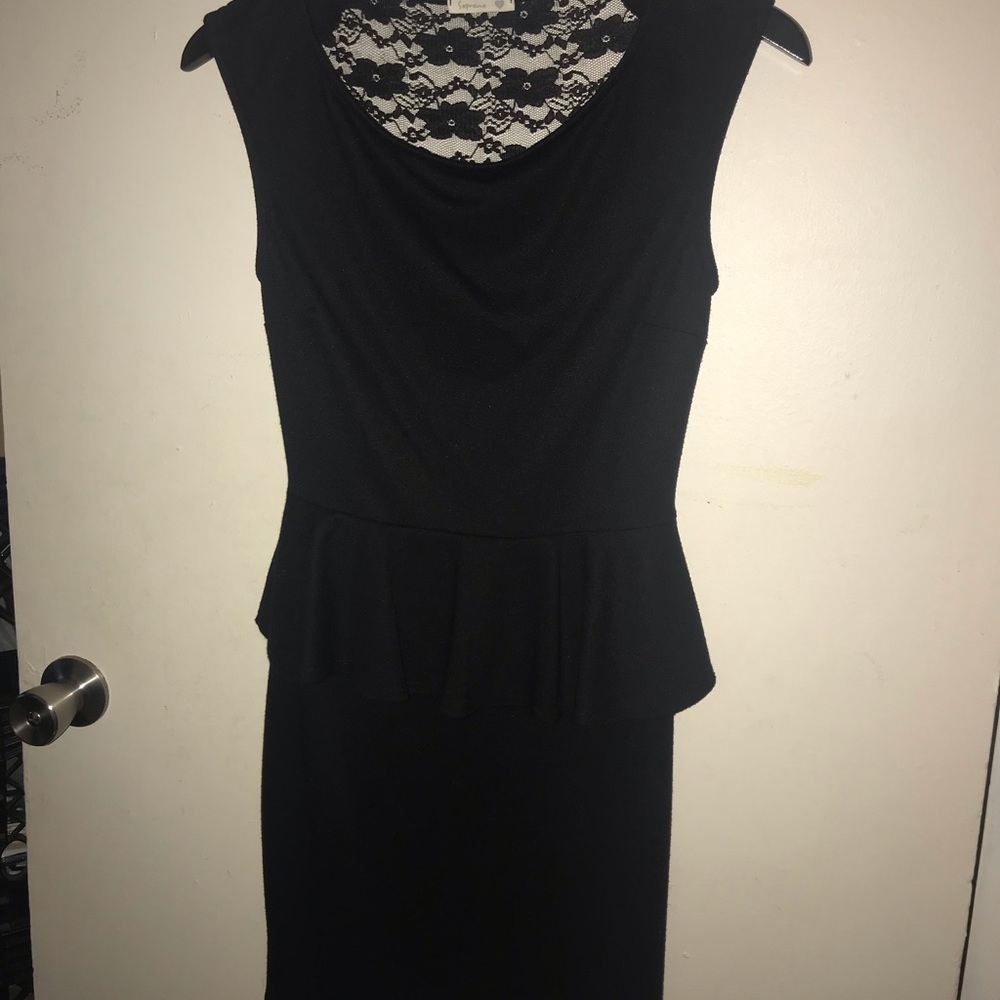 Dress - Picture 2 of 3
